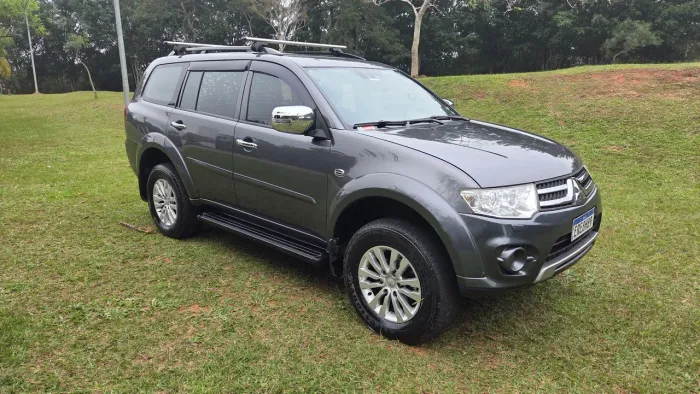 Mitsubishi Pajero Dakar HPE 3.2 4X4 T.I Dies 5P AUT 2014