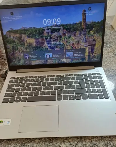 Notebook Lenovo IdeaPad 1 i3 12ª Geração | 8GB | SSD 256GB | Windows 11