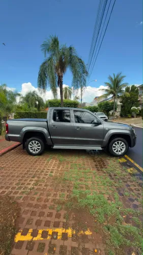 Volkswagen Amarok Comfor. CD 2.0 TDI 4X4 Dies. Aut. 2021