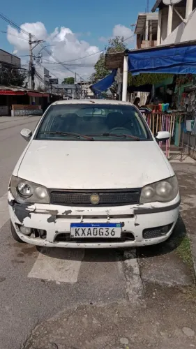 Fiat Siena HLX 1.8 MPI Flex 8V 4P 2007