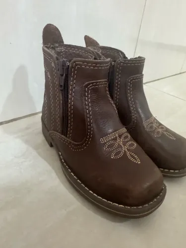 Sapatos infantis masculinos vários tamanhos