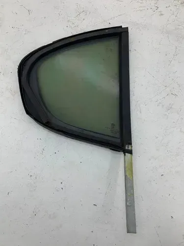 Vidro Pequeno Porta Traseira Esquerda Peugeot 408 2010