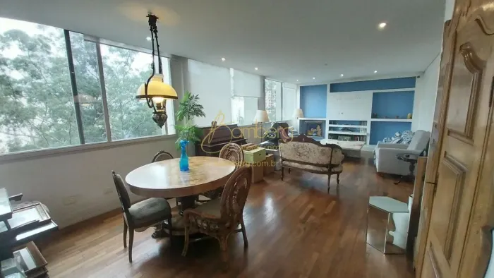 140m reformado no condominio Portal do Morumbi