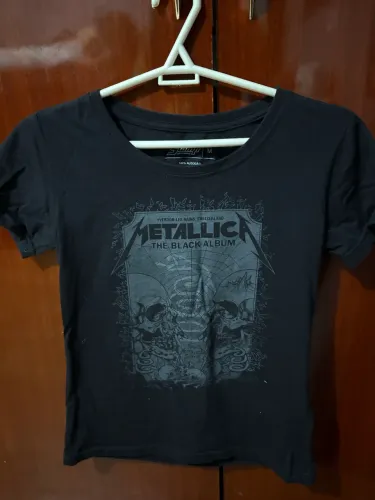Camiseta feminina babylook Metallica - Stamp