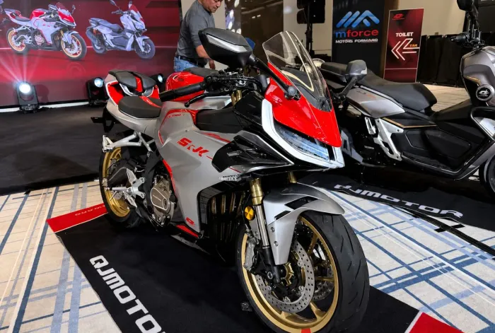 SBM SRK 400 RR 4 CILINDROS 2027 0KM