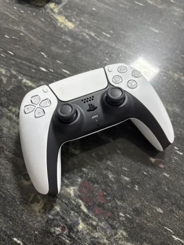 DualSense PS5 - Impecável / Estado de novo