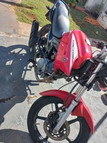 Vendo YBR 125 ED