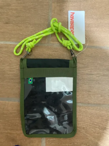Porta-documentos Havaianas Original com Cordão - Novo com Etiqueta
