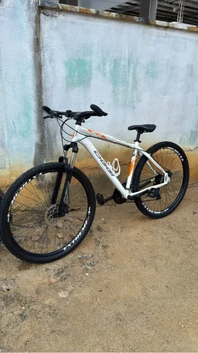 Vendo várias bicicletas