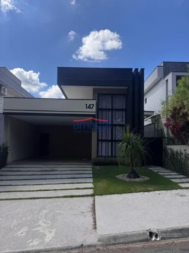 Casa em condomínio no Fogaça, Jacareí