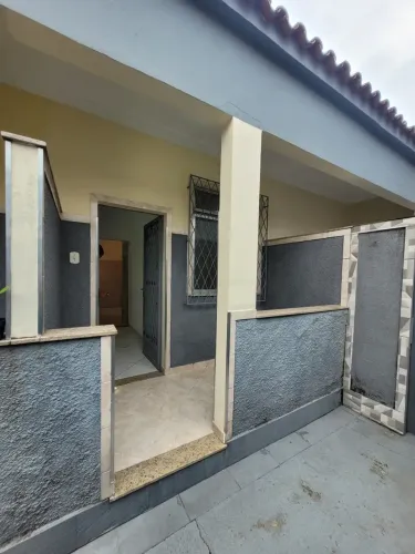 Casa de Vila para locação, com 01 quarto e 50 m², em Vila Valqueire - Rua Alves do Vale