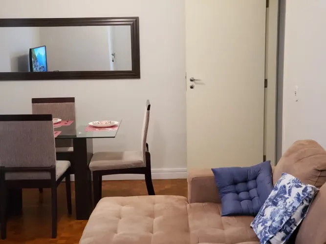 Apartamento para  venda no Condomínio Versailles em Vila Itapura em Campinas - SP.