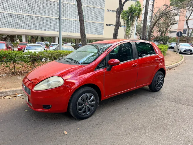 Fiat Punto ELX 1.4 Fire Flex 8V 5P 2009