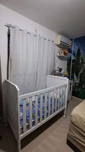 Berço com rodinhas,( mini cama)2em 1 marca : Peroba, mais Colchão ortobom D18
