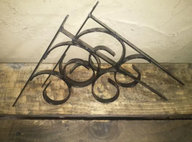 Peças e decorações em metal por encomenda