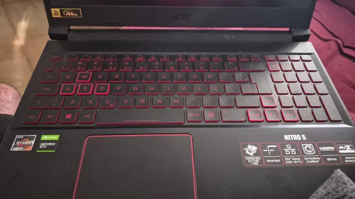 Notebook Gamer Nitro 5, Ryzen 7, 16GB, SsD. POUCO USO.