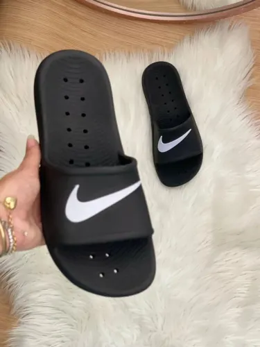 Sandália slide Nike 