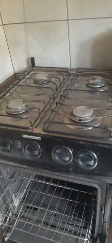Fogão 4 bocas+ forno funcionado