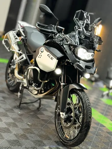 F 900 GS ADV PLUS