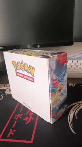 BOOSTER BOX LACRADA OBSIDIANA EM CHAMAS