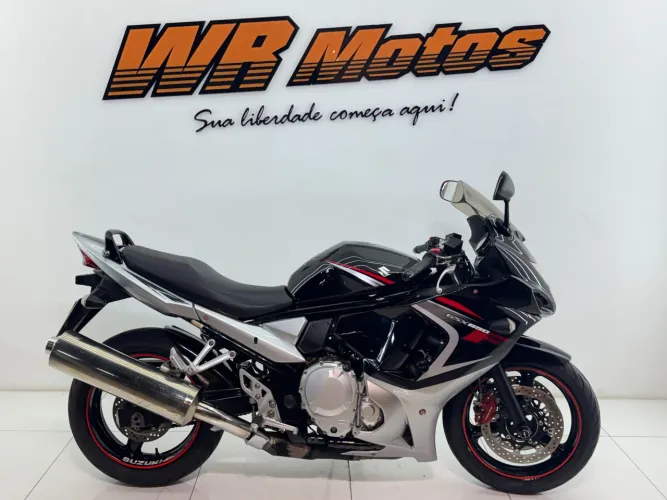 SUZUKI GSX 650 F