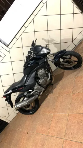 Cb300R Único dono, cabeçote feito vela fina 