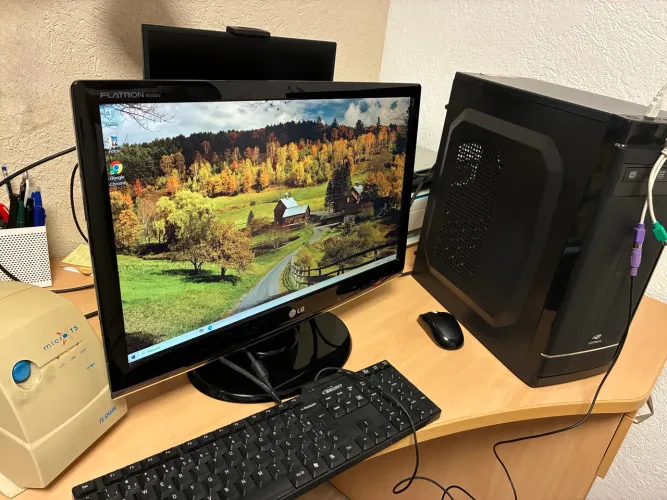 Computador PC CPU e Monitor