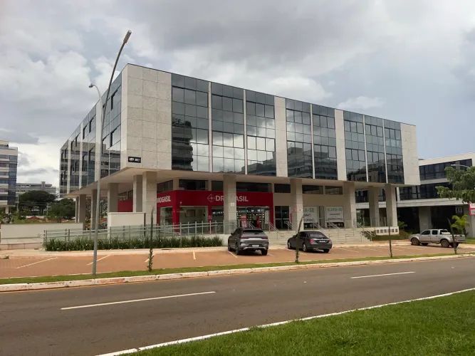 Alugo 01 Quarto 35 M² 1ºLocaçao Noroeste 3.350,00