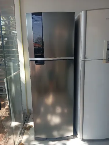 Vendo Geladeira Brastemp 405Litros 110Volts, FrostFree, Revisada E Com 3 Meses de Garantia