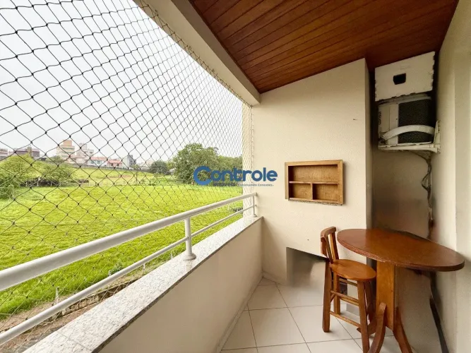 Apartamento com 01 dormitório na Serraria, em São José/SC!