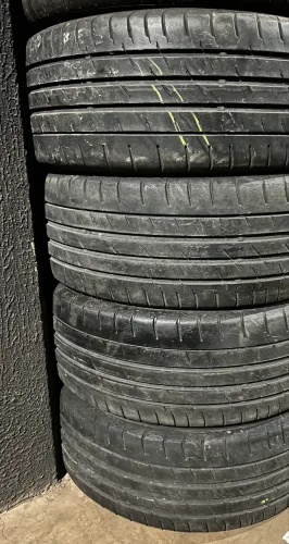 Jogo de pneus 17 perfil baixo 205/45 R17 Continental 85% ( 205/45/17 )