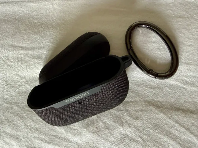 Capa AirPods Pro 1 e 2 SPIGEN URBAN