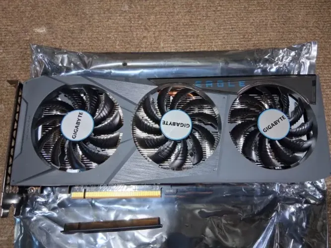 Amd Rx6600 8gb Eagle Gigabyte