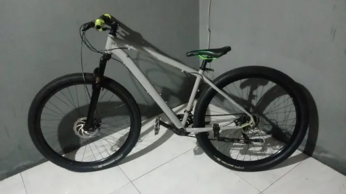 Bicicleta MTB Aro 29 | Freio a Disco + Suspensão Dianteira