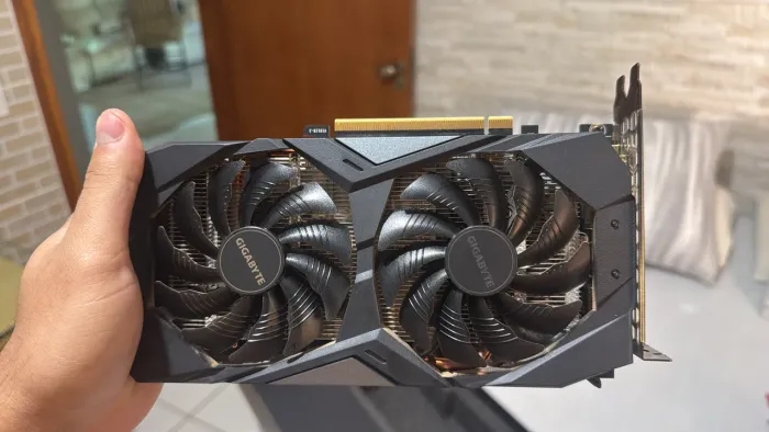 Placa de vídeo GTX 1660 Super OC Gigabyte 6GB DDR6