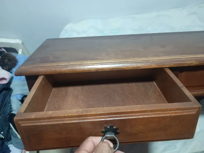Vendo móvel estenso com espelho