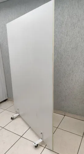 BIOMBO EM MDF