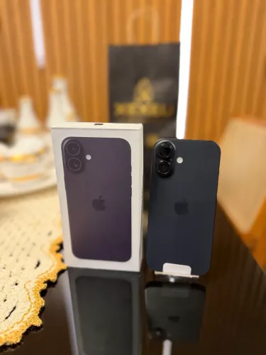 iPhone 16 128GB Preto - Estado de Novo