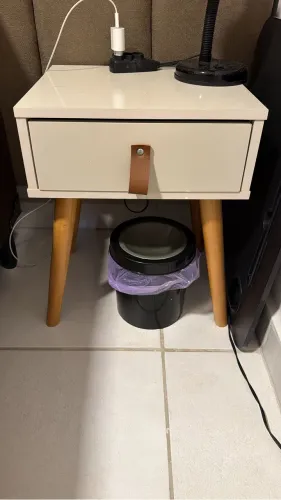 Criado mudo 