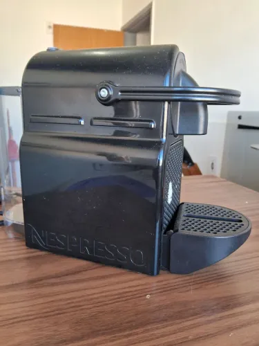 Cafeteira elétrica Nespresso