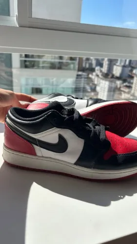Air Jordan 1 Low
