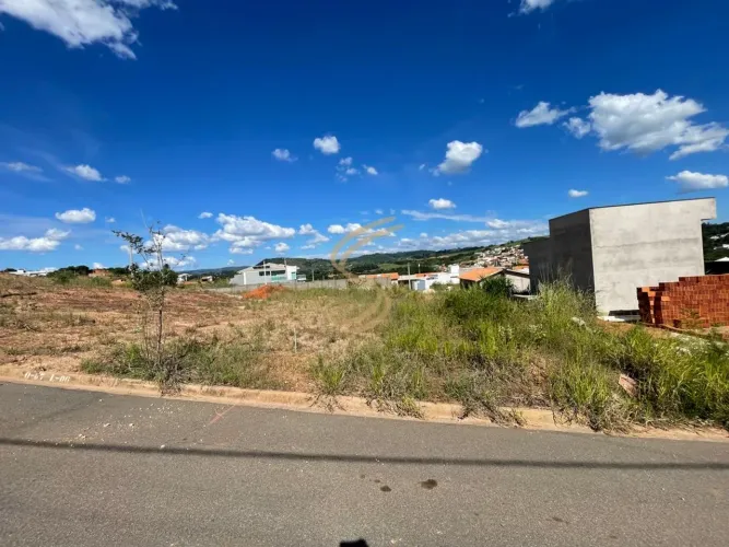 Construa o Lar dos Seus Sonhos em um Terreno de 360 m²