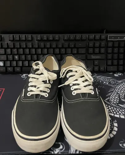 Tênis Vans Authentic NOVO - Nunca Usado