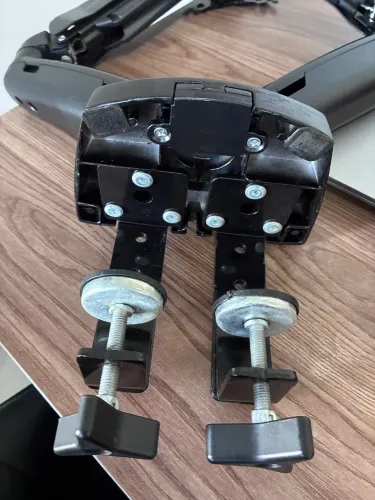 Suporte Articulado Duplo Monitor - Braço Ajustável elg USADO