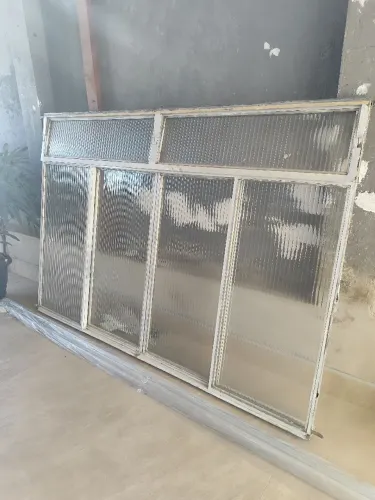 Janela aço com vidro