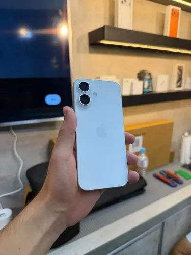 iPhone 16 128GB todo original
