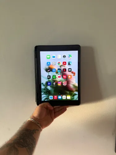 iPad 9