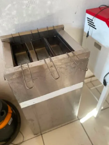 Fritadeira Elétrica Água e Óleo 18L