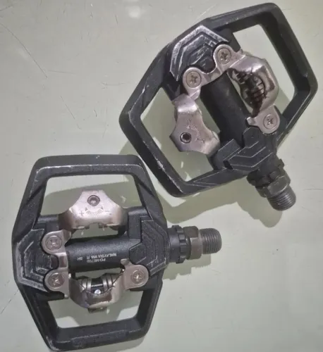 Pedal clipe Shimano PD M700