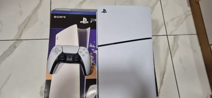 PLAYSTATION 5 825GB Digital 